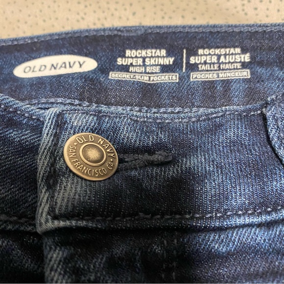 Old Navy Rock Star High Waist Skinny Jeans - Picture 4 of 8